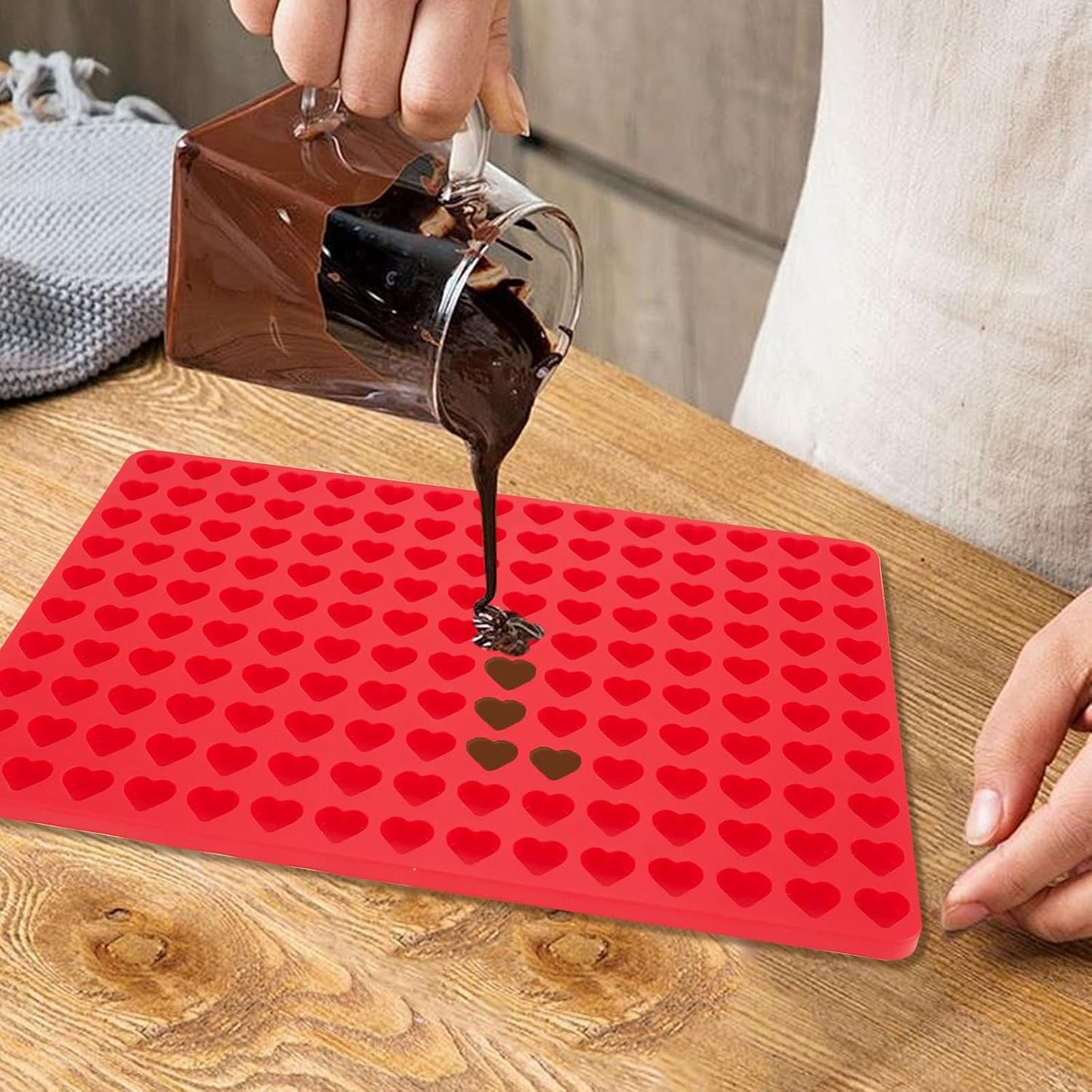 1 Pcs Heart Silicone Chocolate Molds for Gummy, Candy, Small Homemade Treats With Scraper,Gummy Silicone Molds - cafe - crumble.com