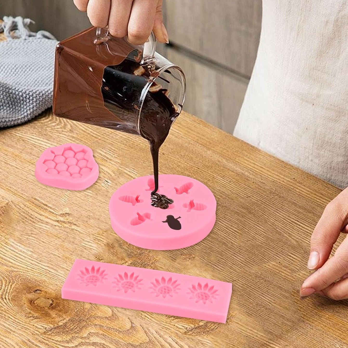 4 Pcs Bumble Bee Silicone Molds Kit with Honeycomb, Bee and Sunflower, Fondant, Chocolate, Cupcake, Cake Decorating, Candy Molds(Pink) - cafe - crumble.com